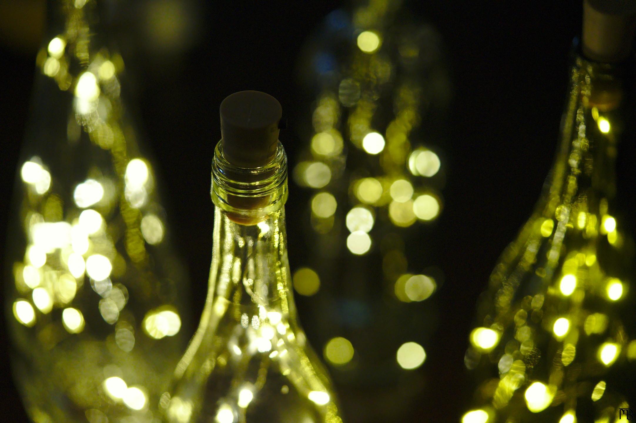 Three bottle lights